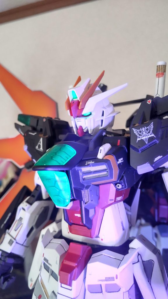 顔は顎少し削った位で元のエクスインパルスと殆ど変わりません。イケメン!