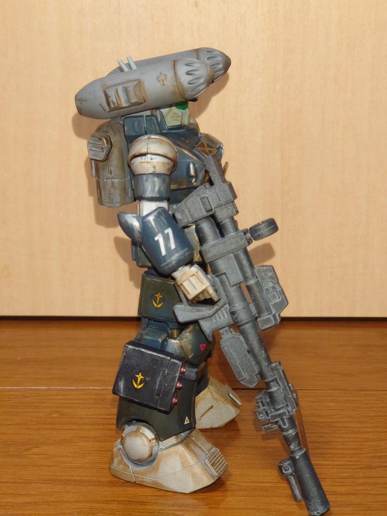 既存のビームライフルを加工。ロングライフルにしてエネルギーパックを追加