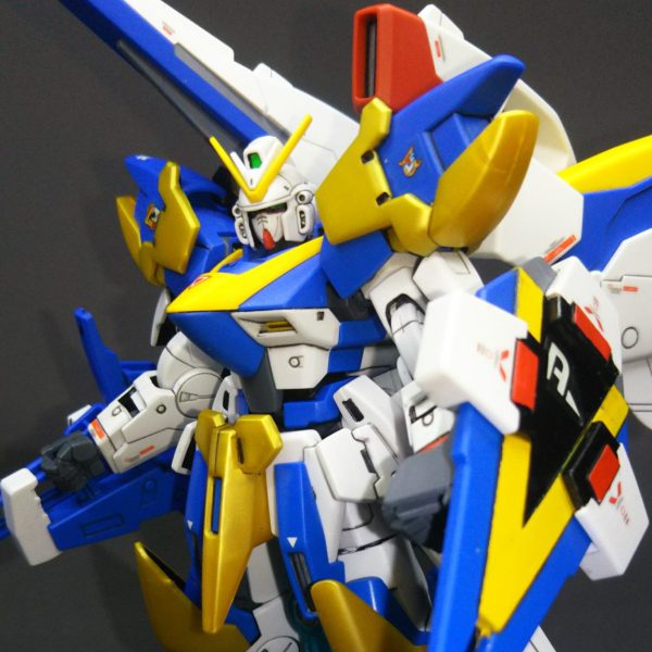 HGUC189　V2アサルトバスターガンダム