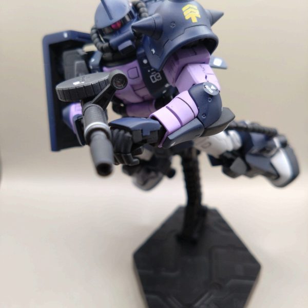 黒い三連星　高機動型ザク