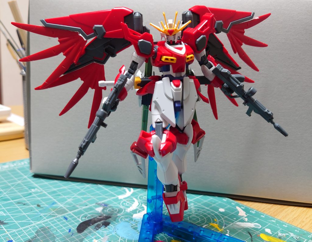 どこのご家庭にもあるデスティニーのジャンクパーツを使用して各羽に小羽根をつけてから割といい感じに