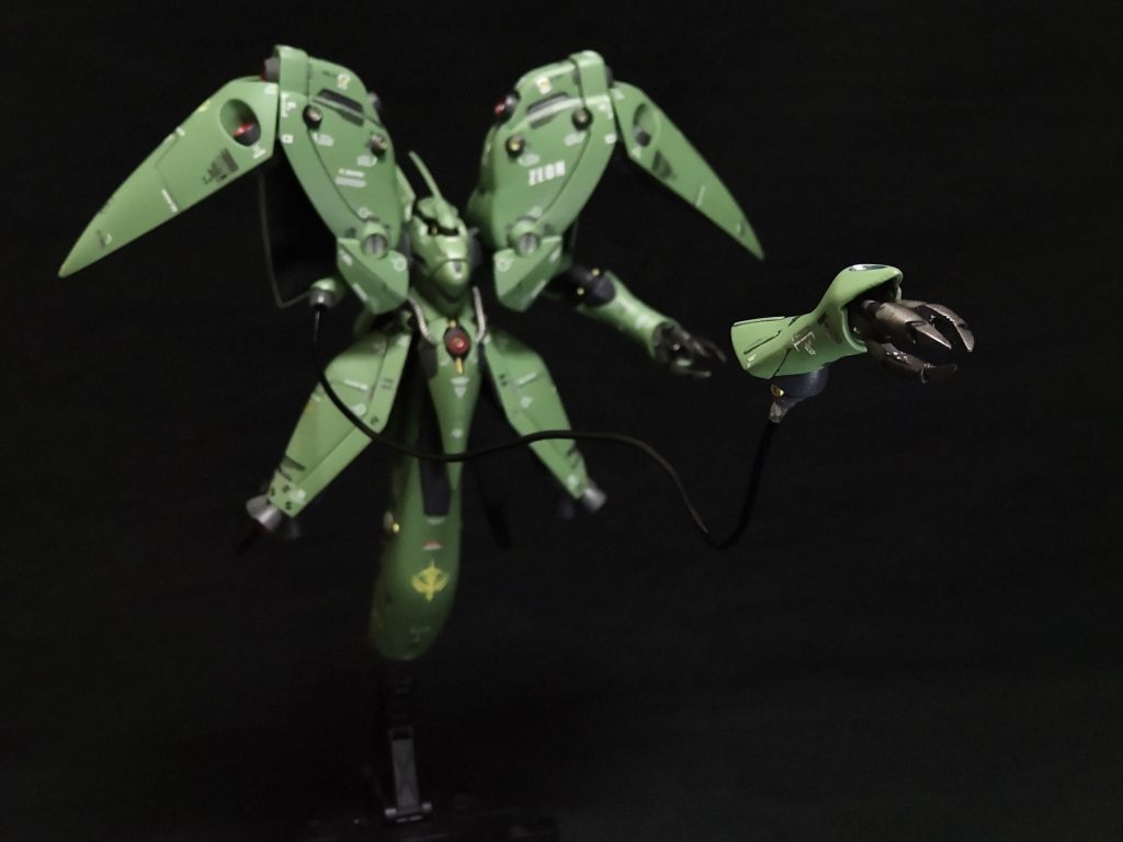 有線クローアーム発射。