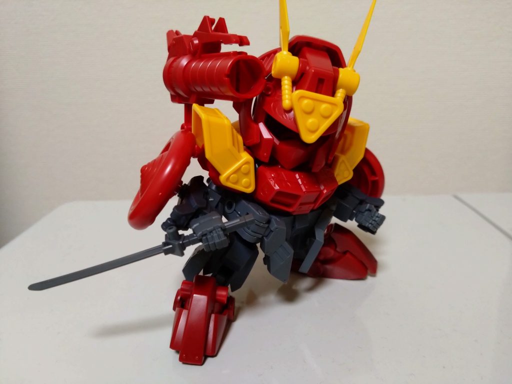 塗装前。初めて他シリーズとミキシングにチャレンジということで、可動、スタイル、装備とのバランスを確認しました。