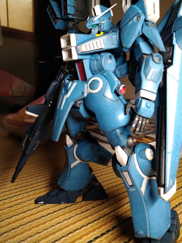 全身前。汚しをしながら箱絵の雰囲気を目指して制作しました。でかい。