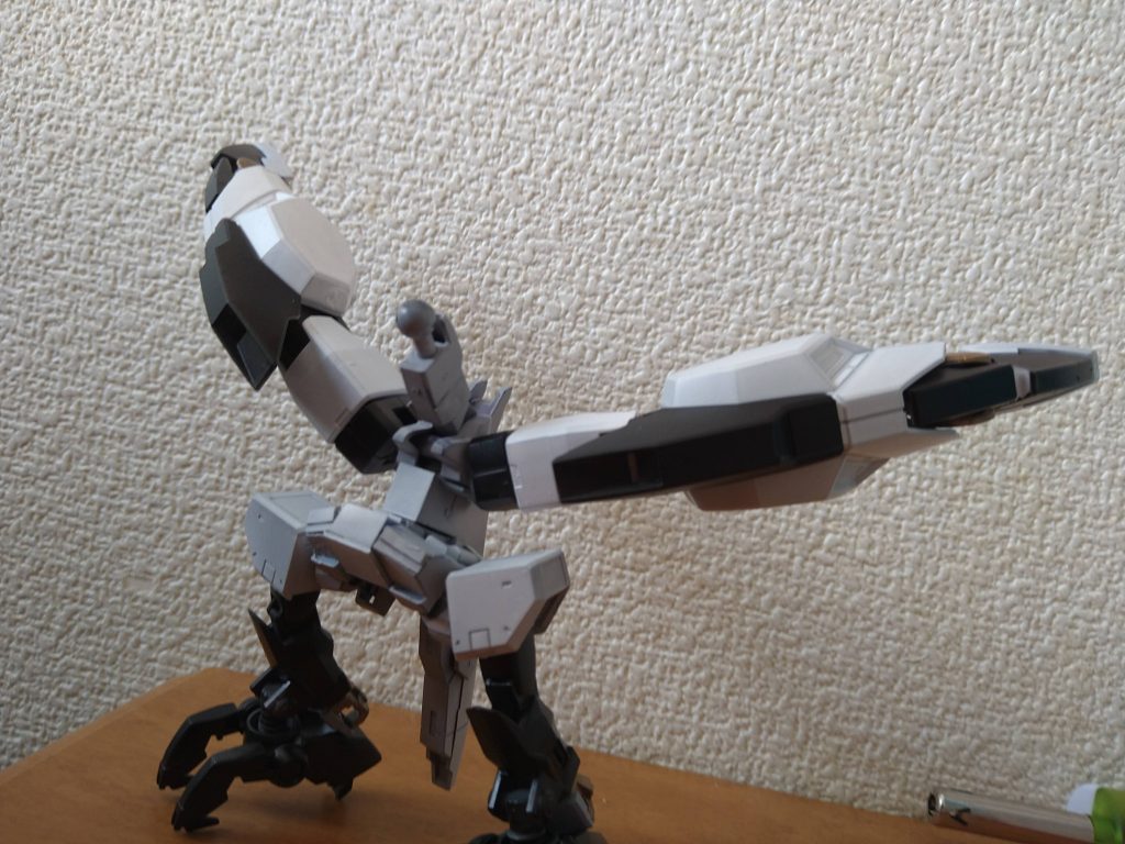 もともとはガンスタに投稿したアバレテルオーのコメントがきっかけ。&age3の足が羽に見えたトップゲイラーはfxの胴体をベース