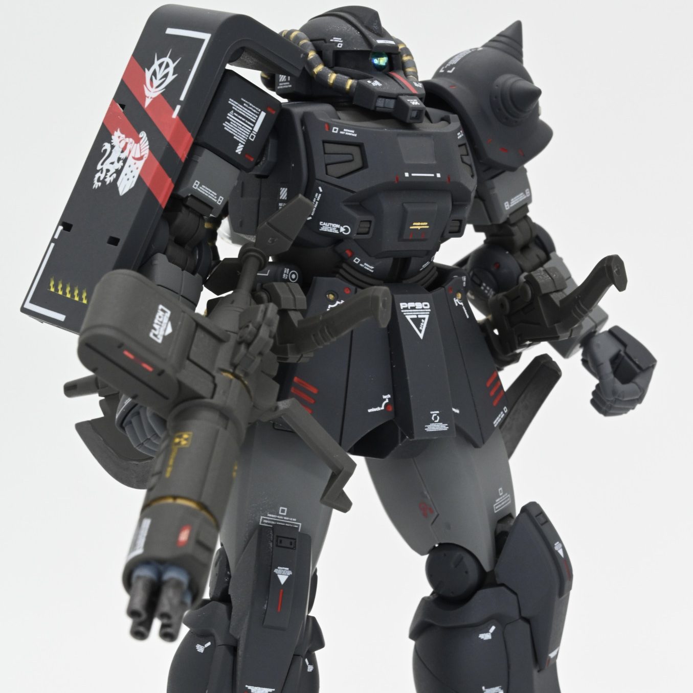 HGアクト・ザク(キシリア部隊機)｜oz5500さんのガンプラ作品｜GUNSTA 