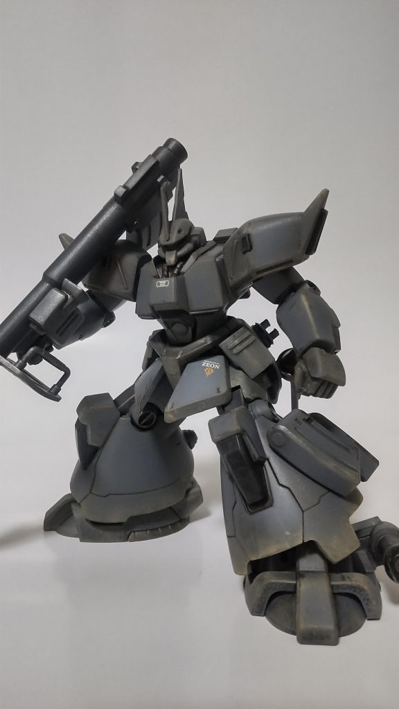 もう色んな方がやってますけど、ゲルググにドムトローペンの脚は合いますね…！僕に刺さりますw