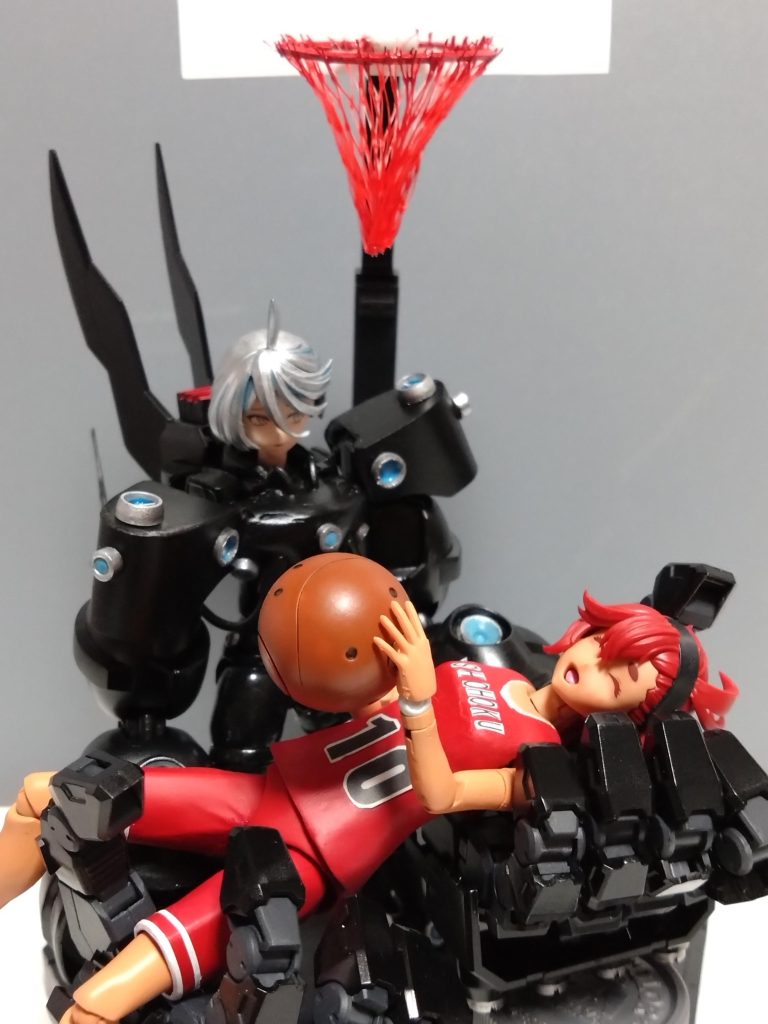 「私の勝ちね。大丈夫？」「負けたけど幸せです〜。😍」1日遅れて便乗しましたが家の2人はこんな感じになっちゃいました。