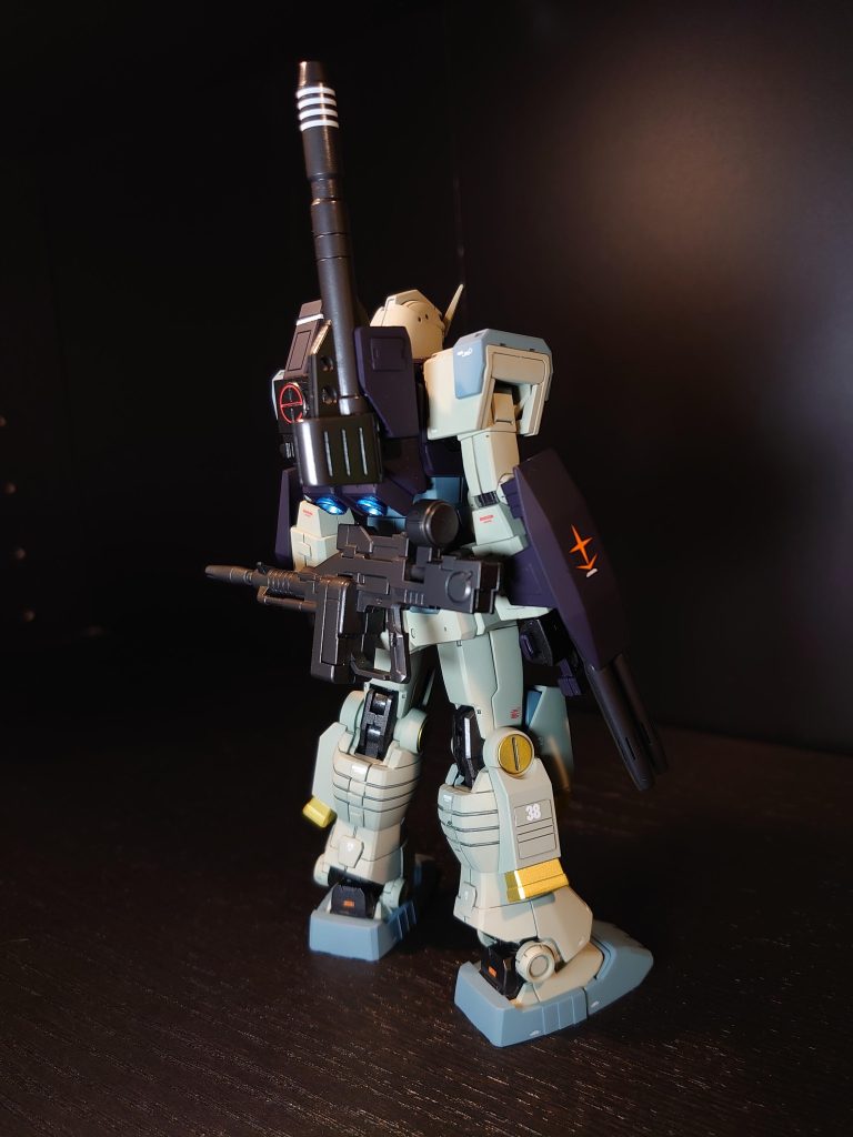 ビームライフルはHGジム(ショルダーキャノン)から拝借💨