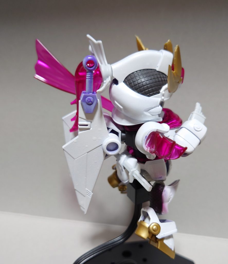 残念ながら、塗り漏れがあります。、、というかサフをサボったため、全然色が乗らずこのような結果に(薄め液も多かったのか流れてたし、、)