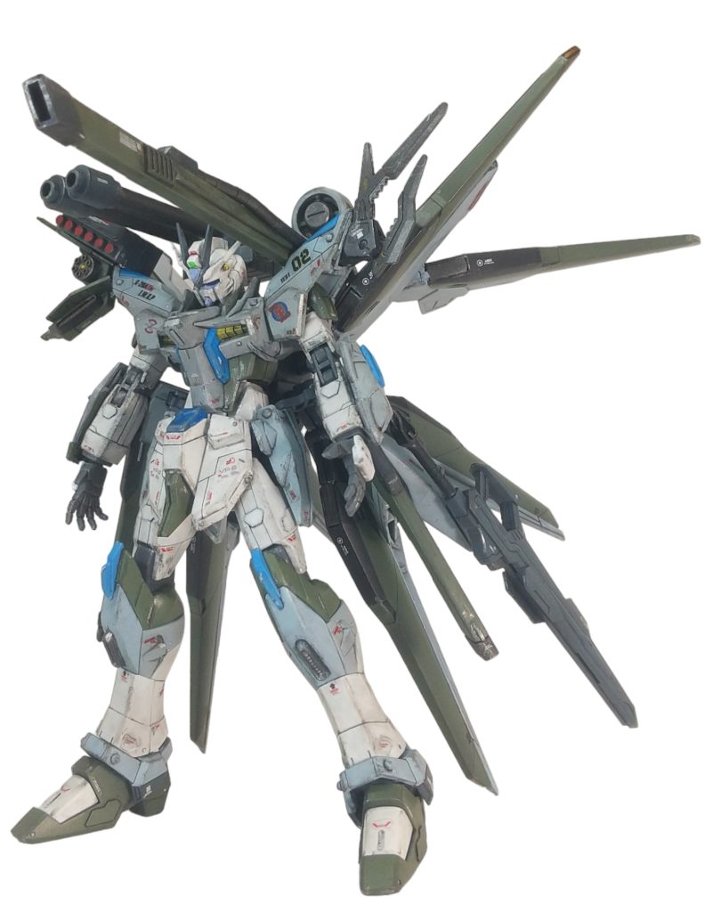 最初に組んだ時は、羽の長さにちょっと怯みましたが、まあまあ収まりよく改修できたかなと(制作記録で紹介)。最初は、Hi-νカラーで、白の部分をグレーと2色にしようと思っていたので、珍しくボディが薄い色になっています。ライトブルー(サフ)が飛行機系のカラーとマッチするとコメントを頂きネットでリサーチしていたら、なぜかフリーダムのリアルタイプカラーに行きつきました。フラフラですねw