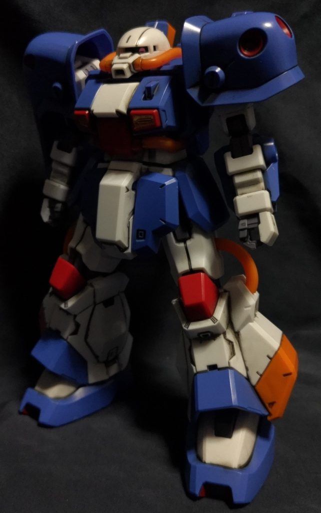 ななめ前（左側）から。