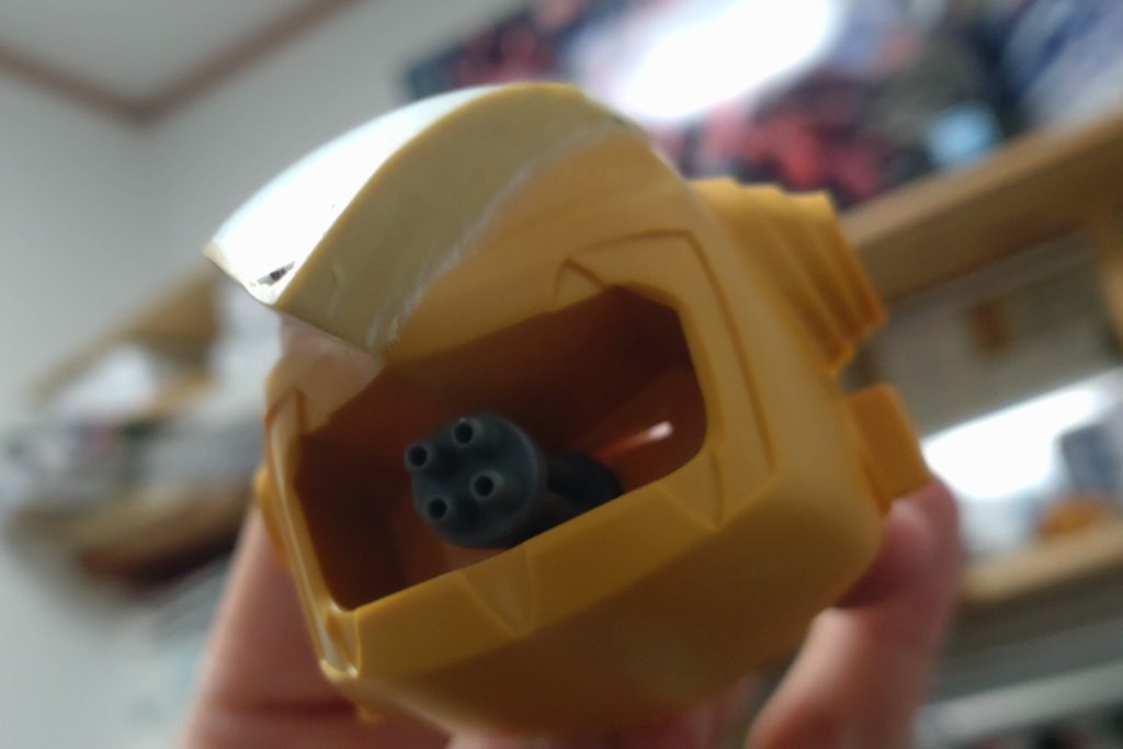 前頭部のリーゼント部。