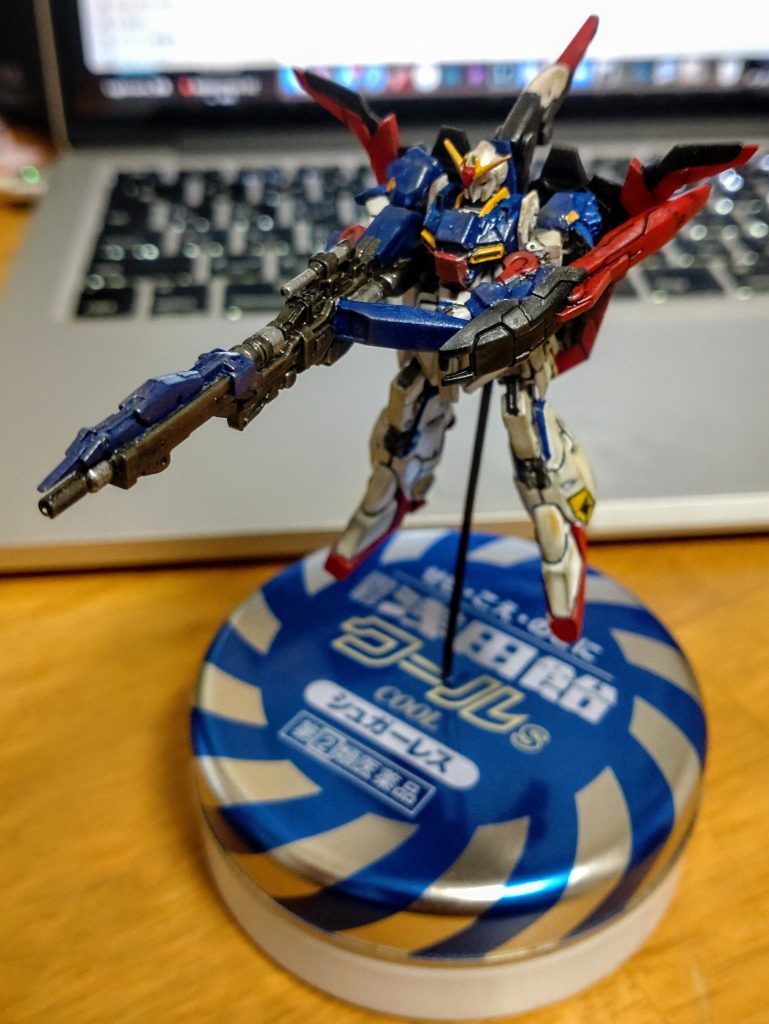 加工前ショット。既にメガランチャーを構えていたり、テールバインダーが伸びていたりと改造が施されてますが気にしないでください。笑