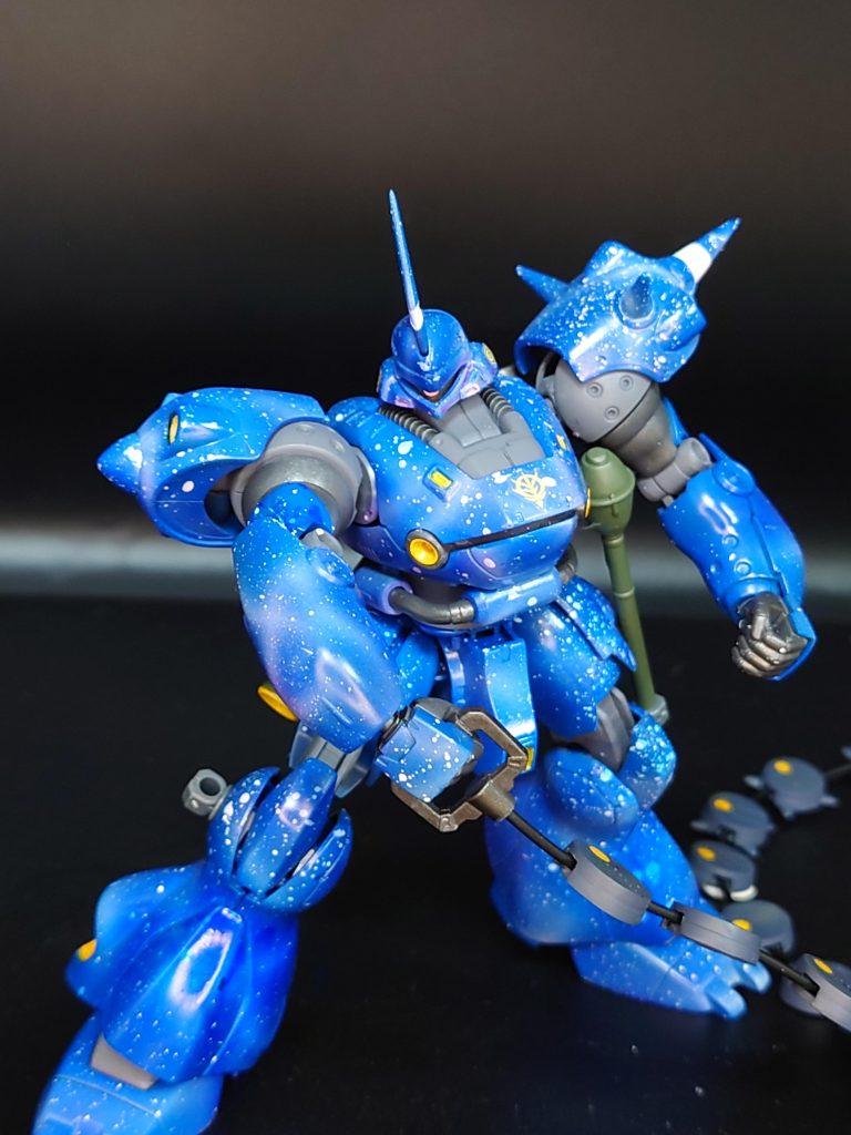 今回初めて宇宙迷彩塗装にチャレンジしてみました。スパッタリングとエアブラシ迷彩塗装でふんわりした宇宙空間っぽい雰囲気が醸し出されたらいいなと思ってます