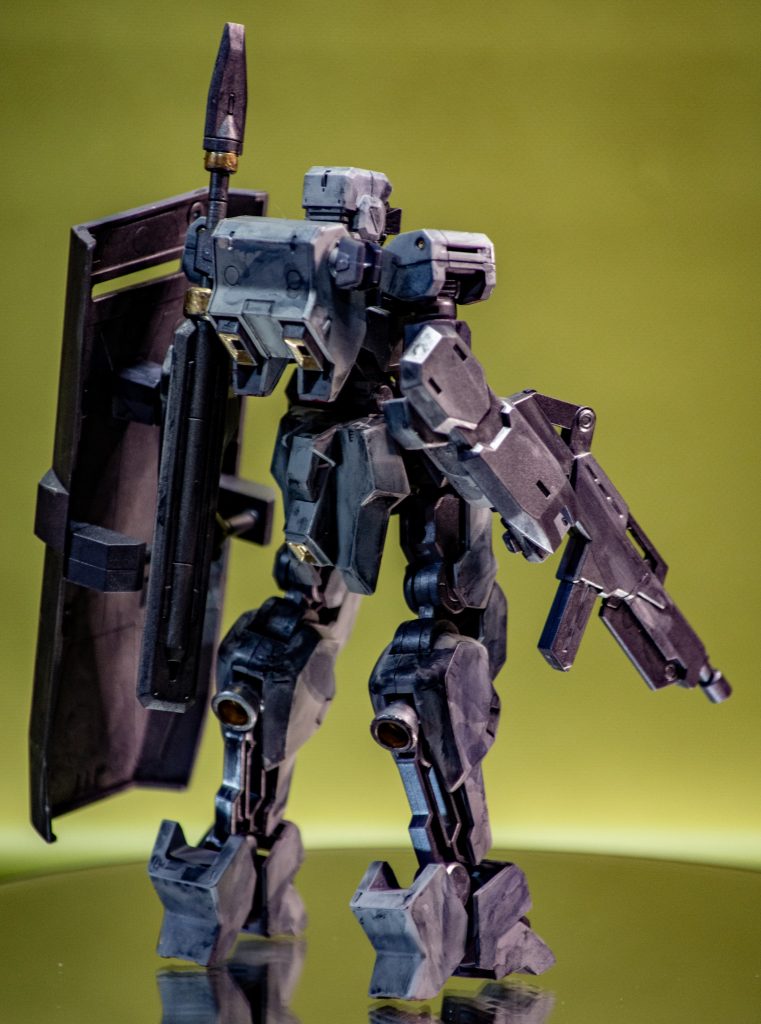 簡易塗装のつもりが気がついたらこんな色に…。