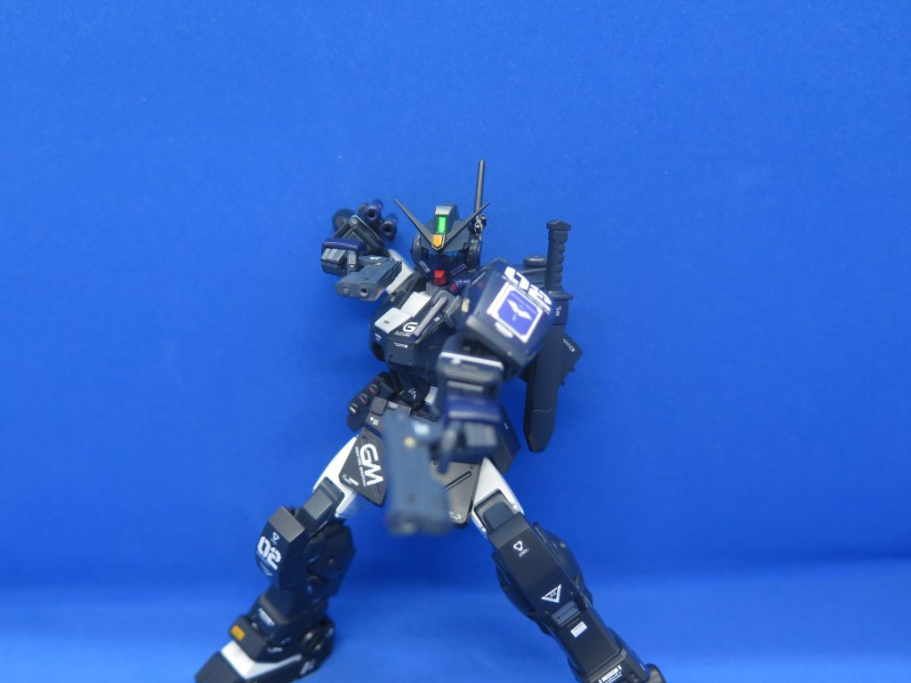 ダブル拳銃といえばこのポーズですね。