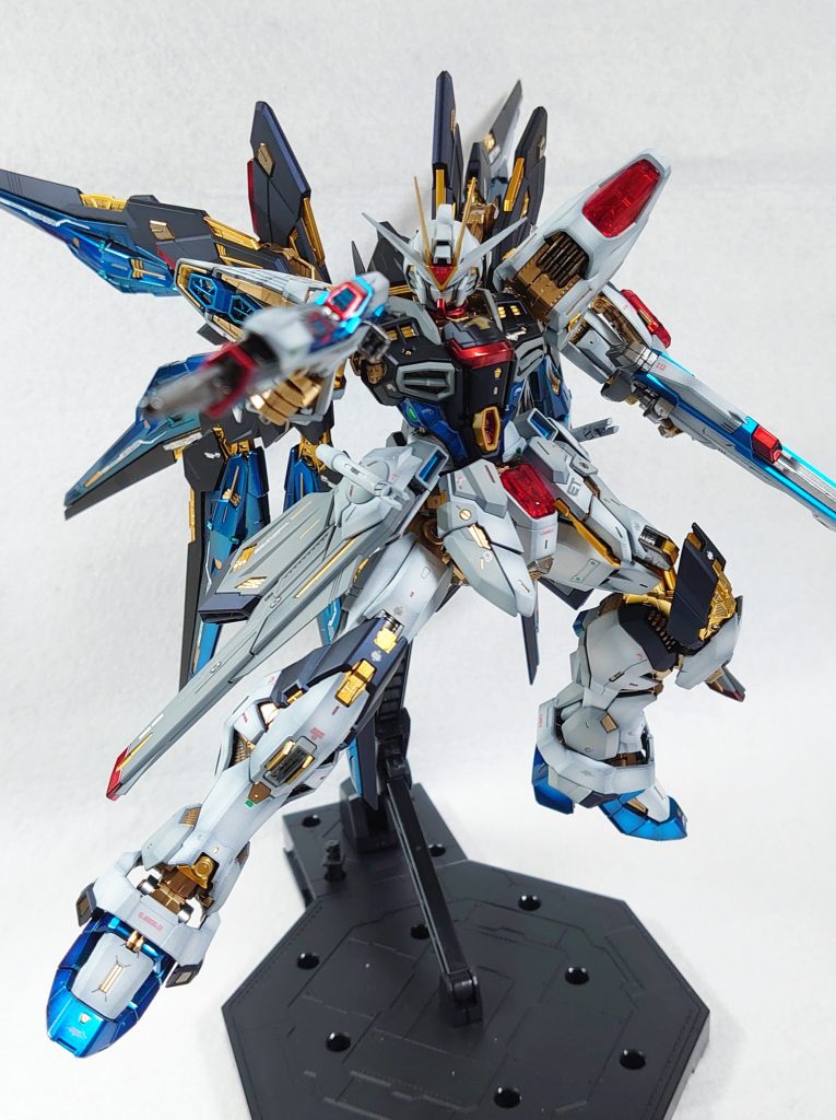 MGEX ストライクフリーダムガンダム グラデーション キャンディ塗装–7枚目/制作者:wat798