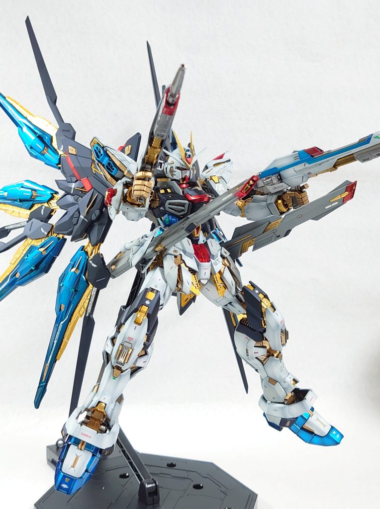 MGEX ストライクフリーダムガンダム グラデーション キャンディ塗装–5枚目/制作者:wat798