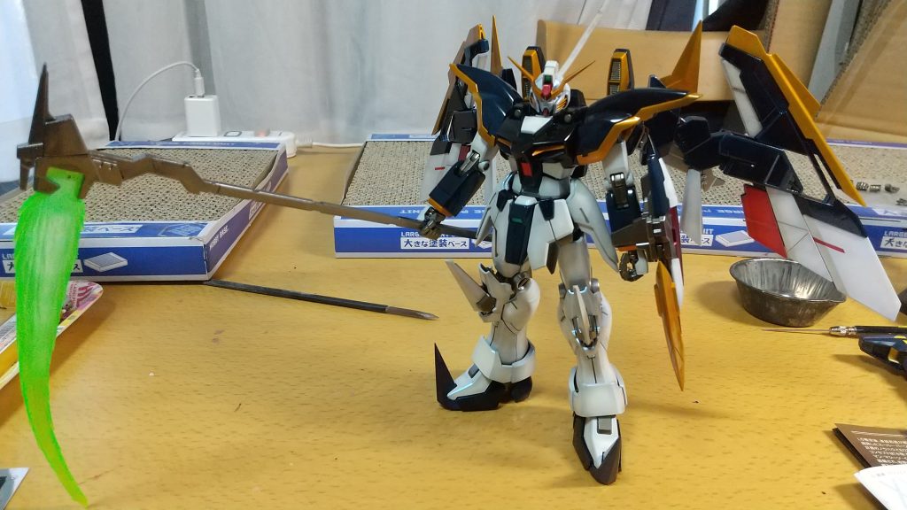 遠目に見ると普通のデスサイズカラー♪