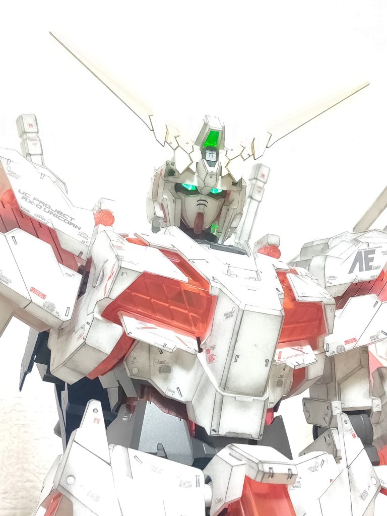 メガサイズモデル RX-0 ユニコーンガンダム Ver.TWC–4枚目/制作者：かえる