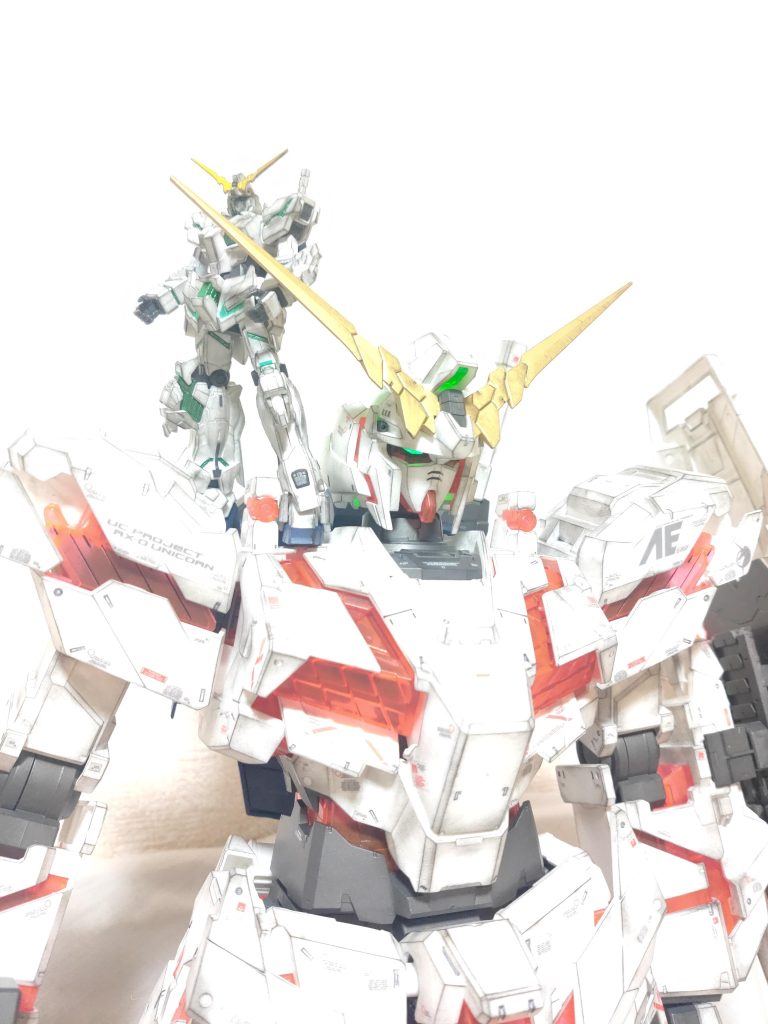 メガサイズモデル RX-0 ユニコーンガンダム Ver.TWC–5枚目/制作者：かえる