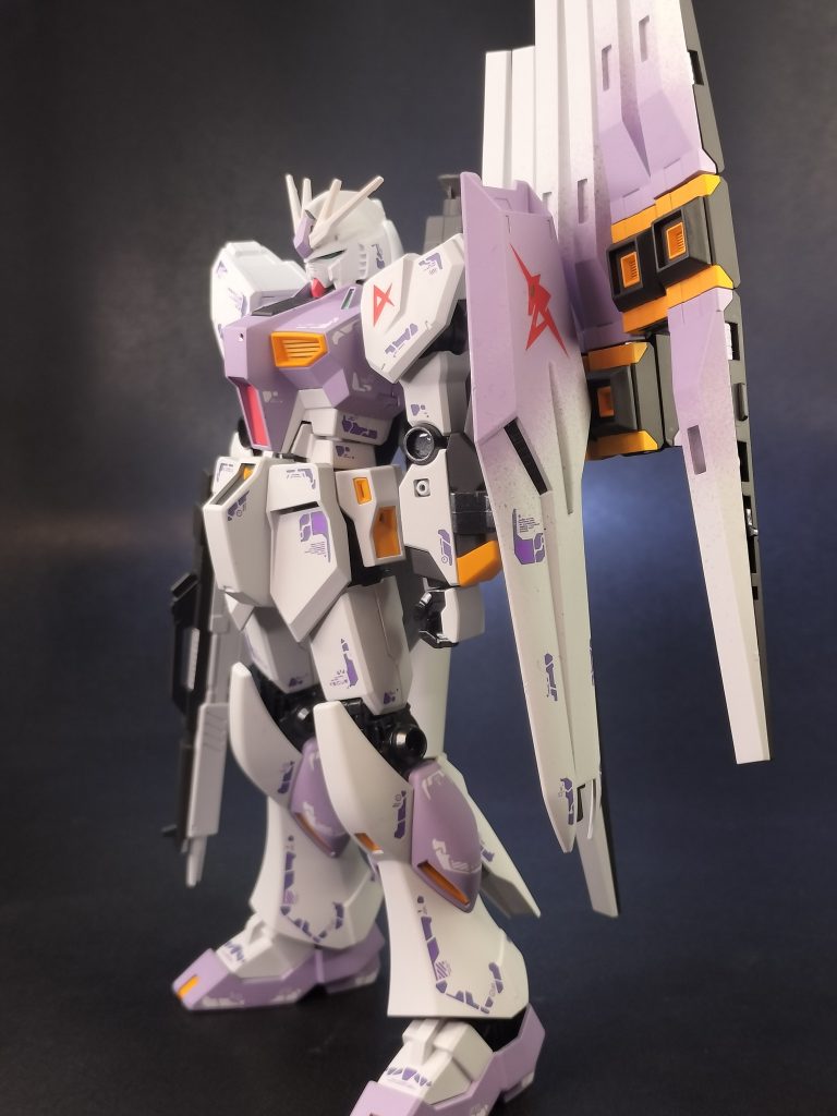 νガンダム–3枚目/制作者：ぐりぐら