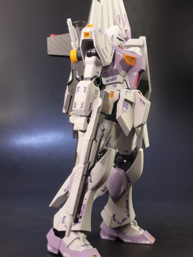 νガンダム–4枚目/制作者：ぐりぐら