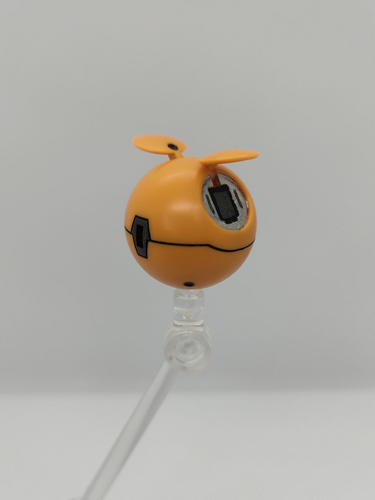 ハロは耳内部のモールド無しだったので付属シールっぽいデザインを書いています。