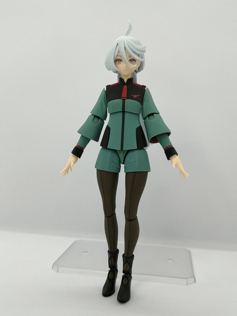 仮組みしたら顎が長く尖っていてミオリネっぽくない?感じだったので、2mmほど削って少し丸くしています。アホ毛は少し細くしています。