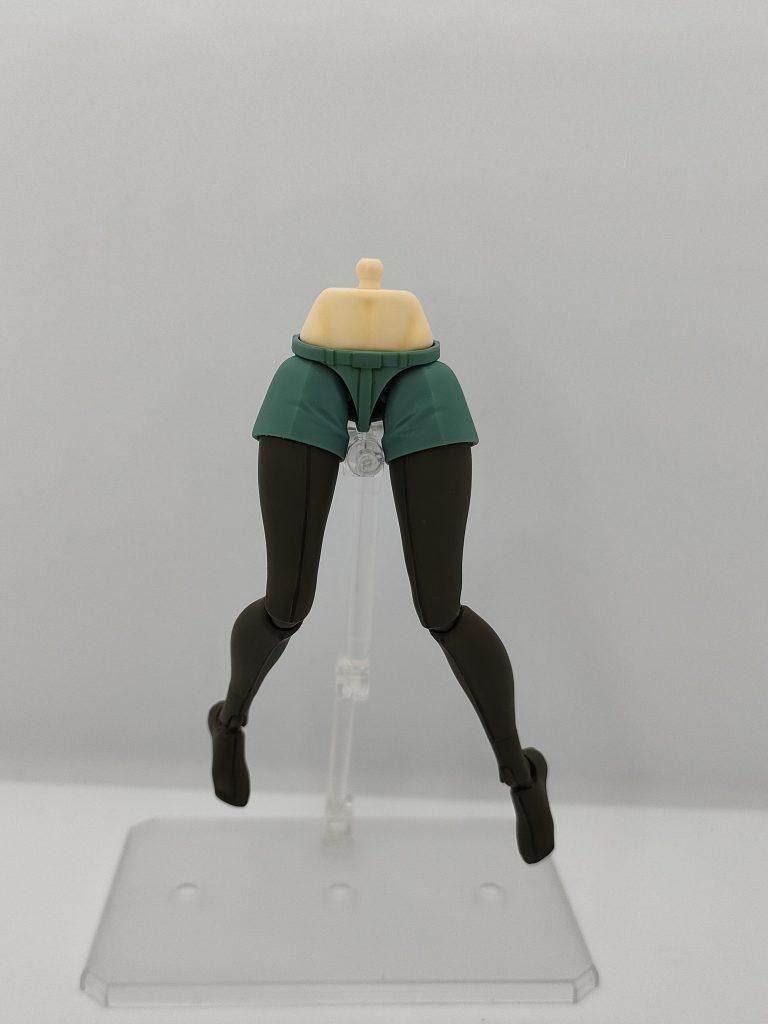 組み立てると見えない腹部はウェザリングマスターでそれっぽくしています。スレッタより造形気合い入ってる気がする(笑)