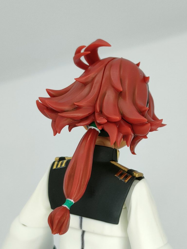 髪が単色で微妙だったので、リアルタッチレッドで陰影をつけています。前髪以外はかなり分かりにくいですが(笑)