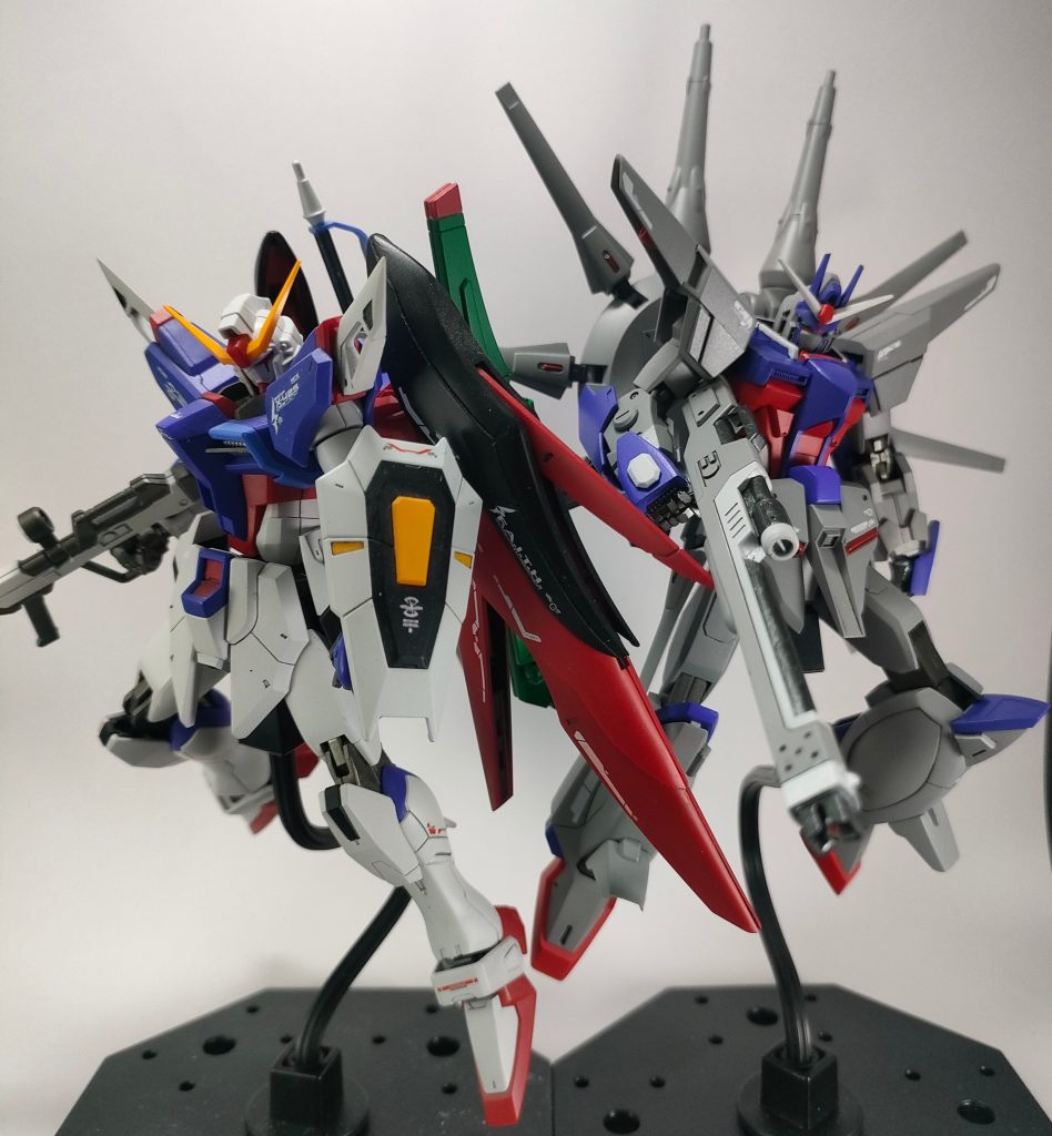 こいつと並べたいが為に…あとはインパルスでザフトレッドトリオをアスラン？知らんなぁ