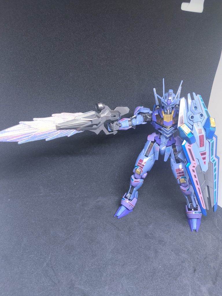 ビームはガンダムマーカ ホロレッドで塗りました