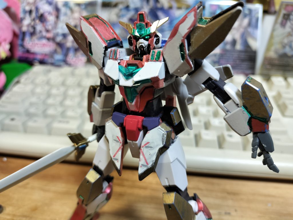 アーマーはまあに作ったグランサーガンダムの最初のアーマーの流用です　まあ　時間がある時にちゃんとしたアーマー作りたいですね