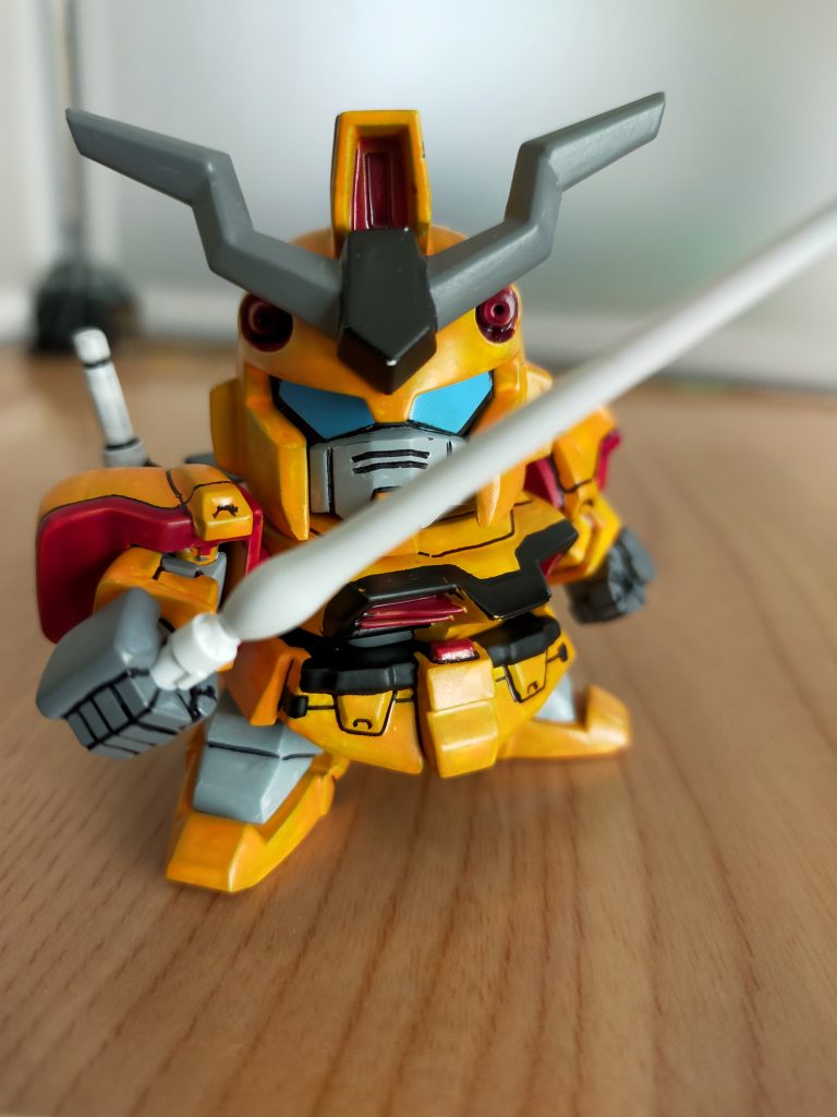 ビームサーベル装備(未塗装ジャンクパーツ)。