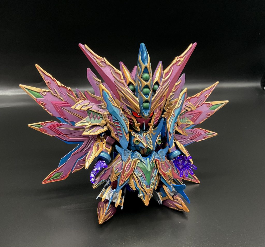 毎回羽のカラーを考えるのが楽しい、ドミナントさん。表裏で青と紫で変えてます。