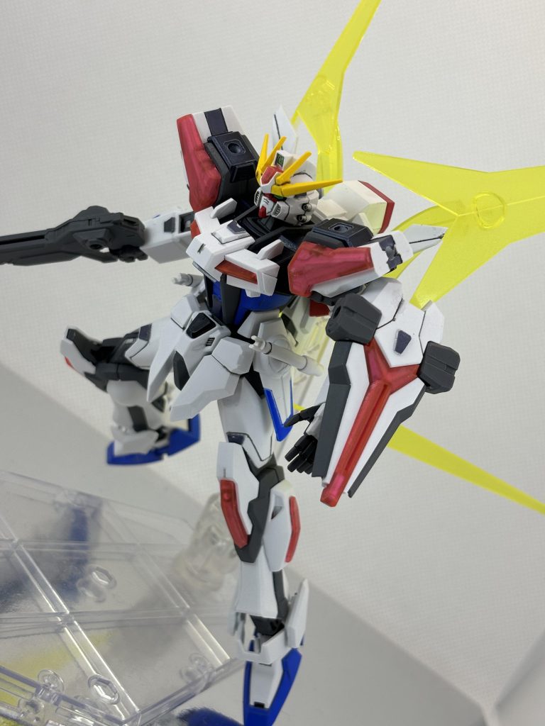 武器はライフルモードとソードモードで2本作成