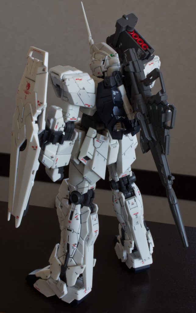 デストロイモードは全塗装で仕上げようと誓いました。