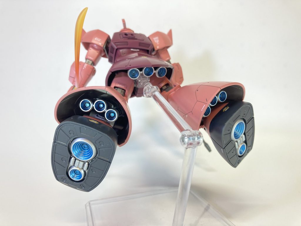 お気に入りのバーニアです。なんとなくブルーにしてみましたが、個人的に大正解でした。