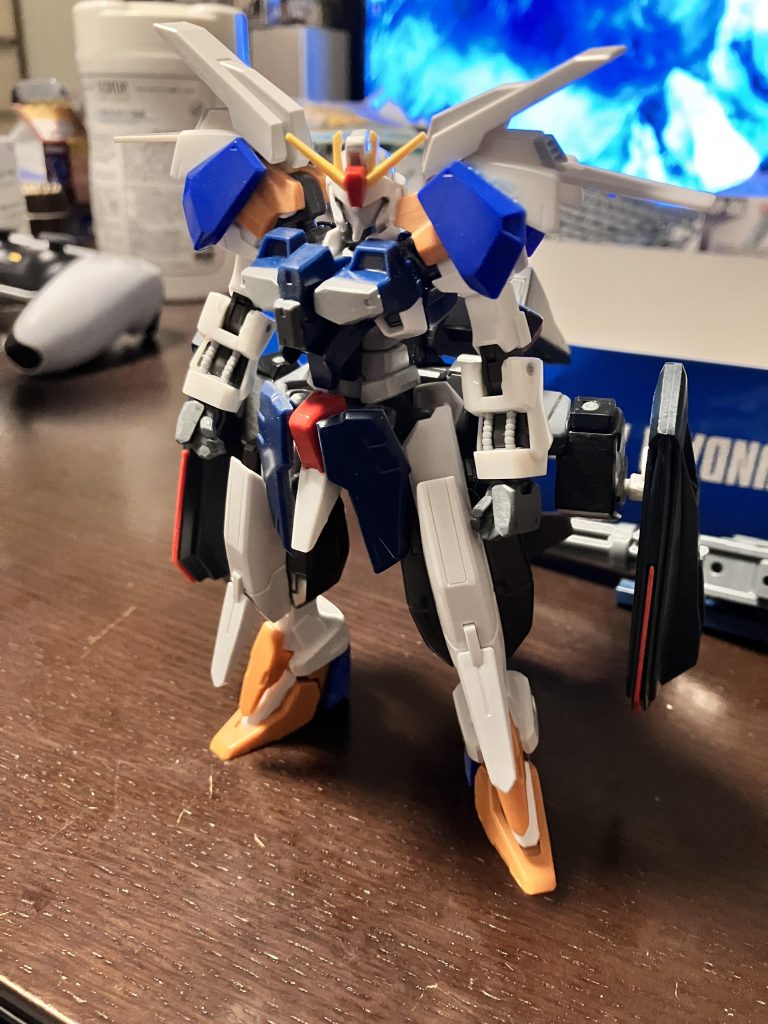 ゼータのパーツはウイングと肩とアンテナだけでした