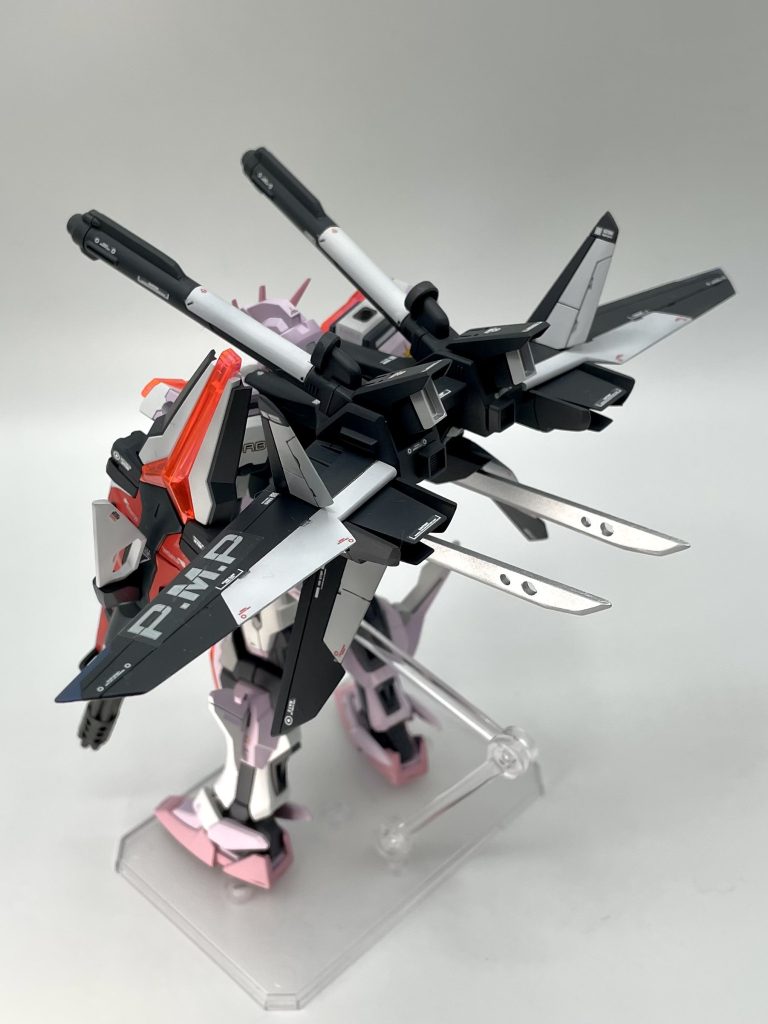 IWSPはホビージャパンウェブ記事の作例を参考に加工をしてみました。ちょっとした加工ややすり掛けで印象が変わるのだなぁと実感しました(プロの方はさすが違うなぁと尊敬)。終わってみると、本体よりも処理に時間をかけたと思います…