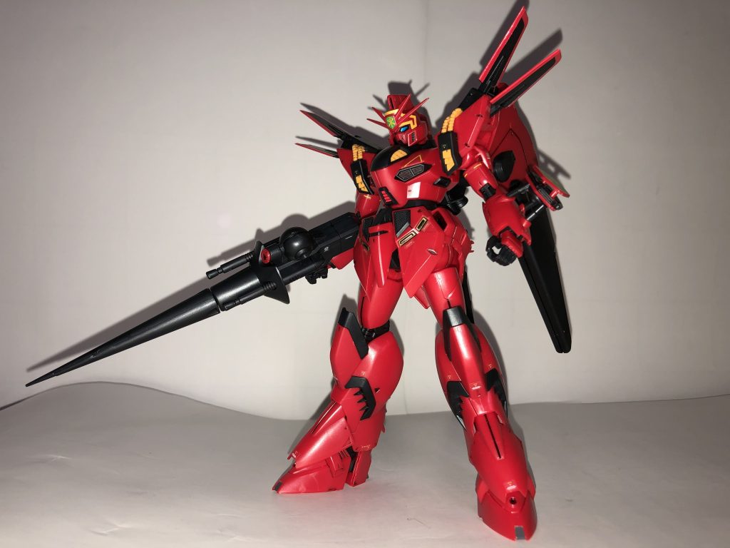 クロスボーンバンガードの機体は丸眼鏡デザインが多いだけにガンダムフェイスで目立ちますね