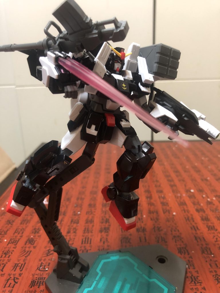 ビームサーベルアクション1