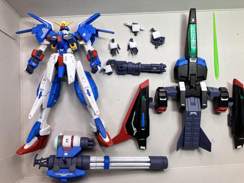 ある大会で見たコマンドクアンタという機体をライバル視している