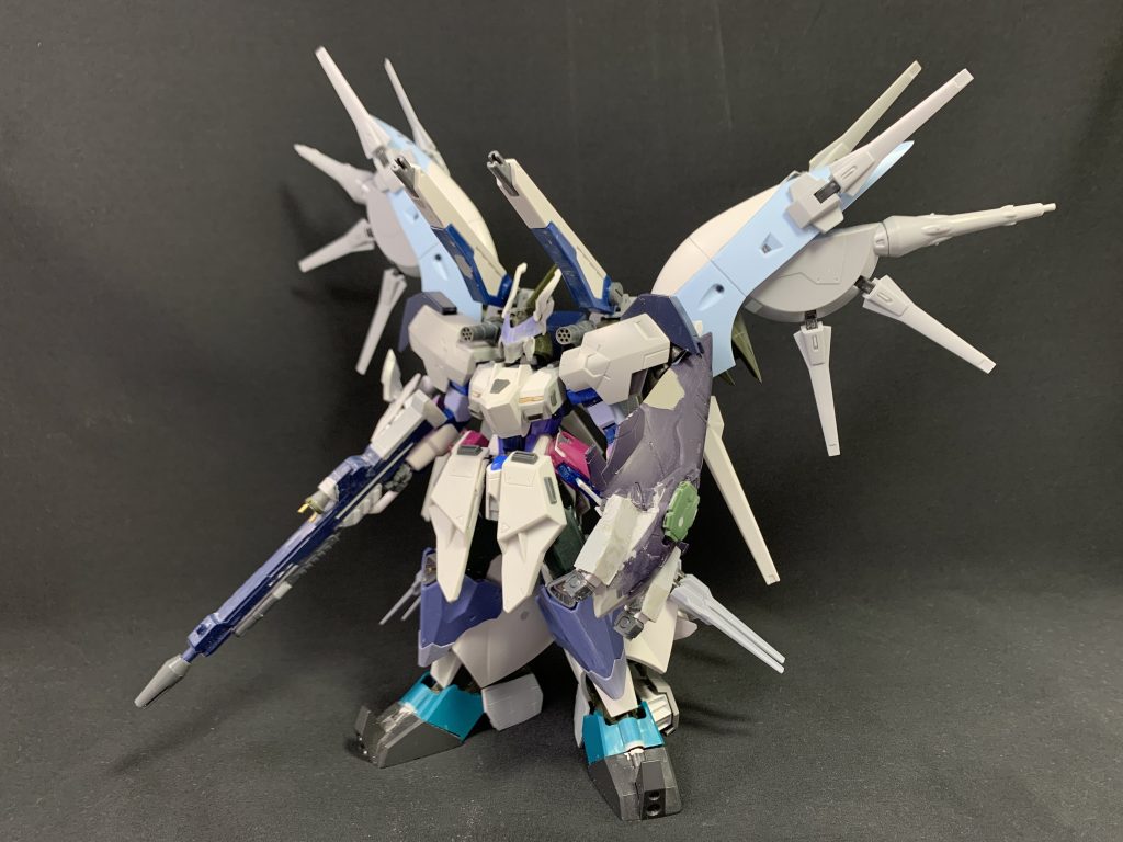 ミキシング状態。どこに何を使っているかわかると思います。主な使用キットはレジェンドガンダム、アビスガンダム、1/100プロヴィデンスガンダムです。