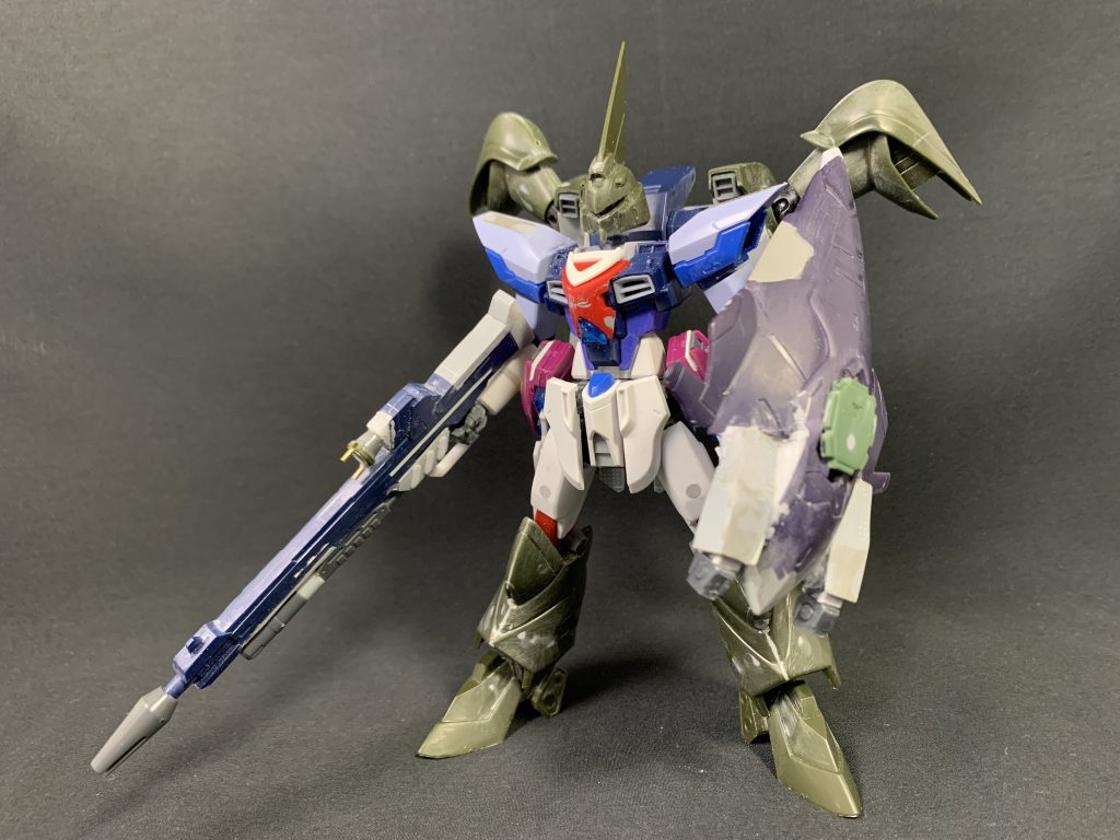 ミキシング状態。どこに何を使っているかわかると思います。主な使用キットはアメイジングストライクフリーダムをベースに、1/144ゲイツ、カミキバーニングガンダム等のパーツを使用してます。