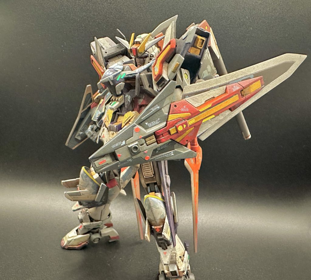 背中のバインダーは腕に取り付けられますトンファーブレード的なイメージ