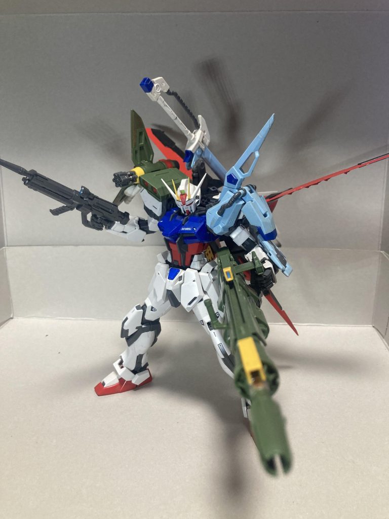 パーフェクトストライク！シュベルトゲベールの柄はRX-78 Ver.3のサーベル2本繋ぎ、アグニのグリップは同じくビームライフルのグリップ移植。