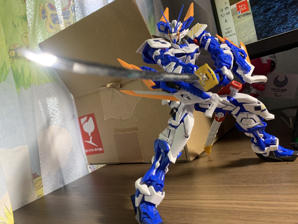 サンライズ立ち(練習)–3枚目/制作者：アストレイアス